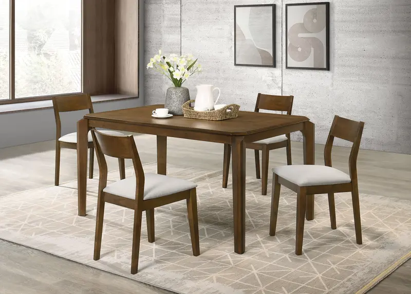 Almonte 5-Piece Dining Room Set