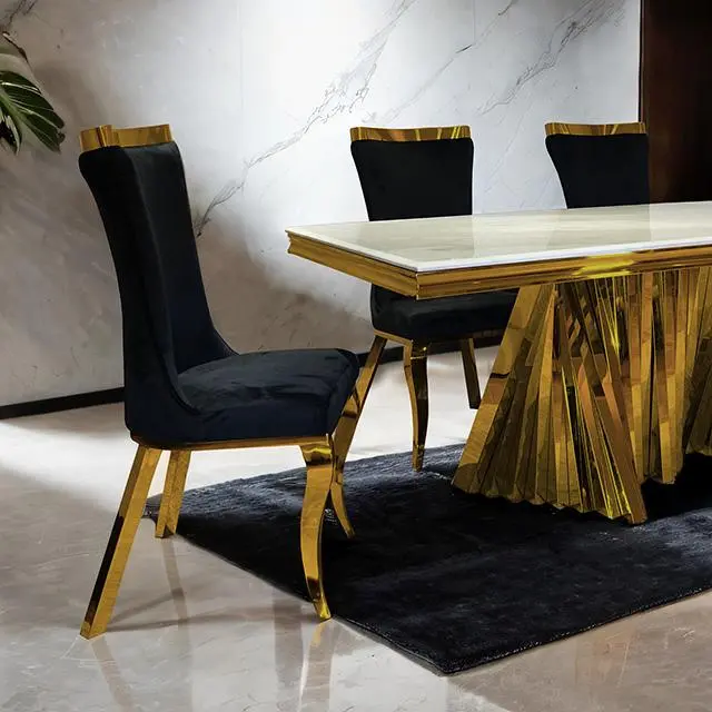 Basilicata Extendable Solid Wood Dining Table
