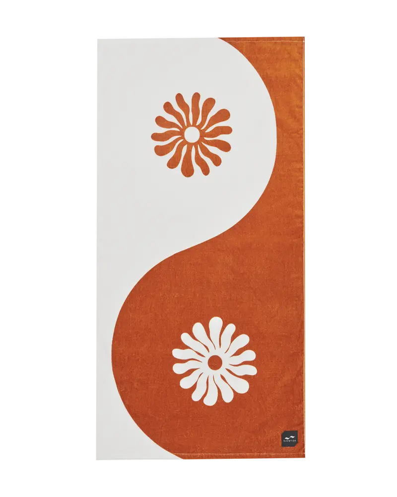 Botanical-Inspired Brush-Tone Towel