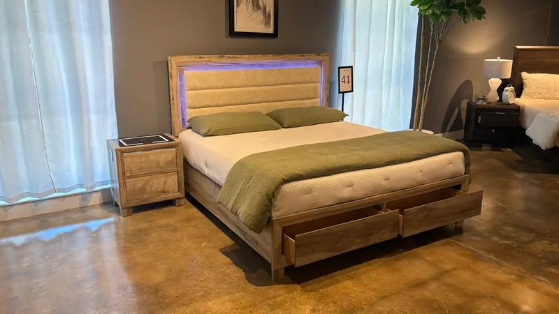 Callie Brown Queen Bedroom Set – Bed, Dresser, Mirror & Nightstand