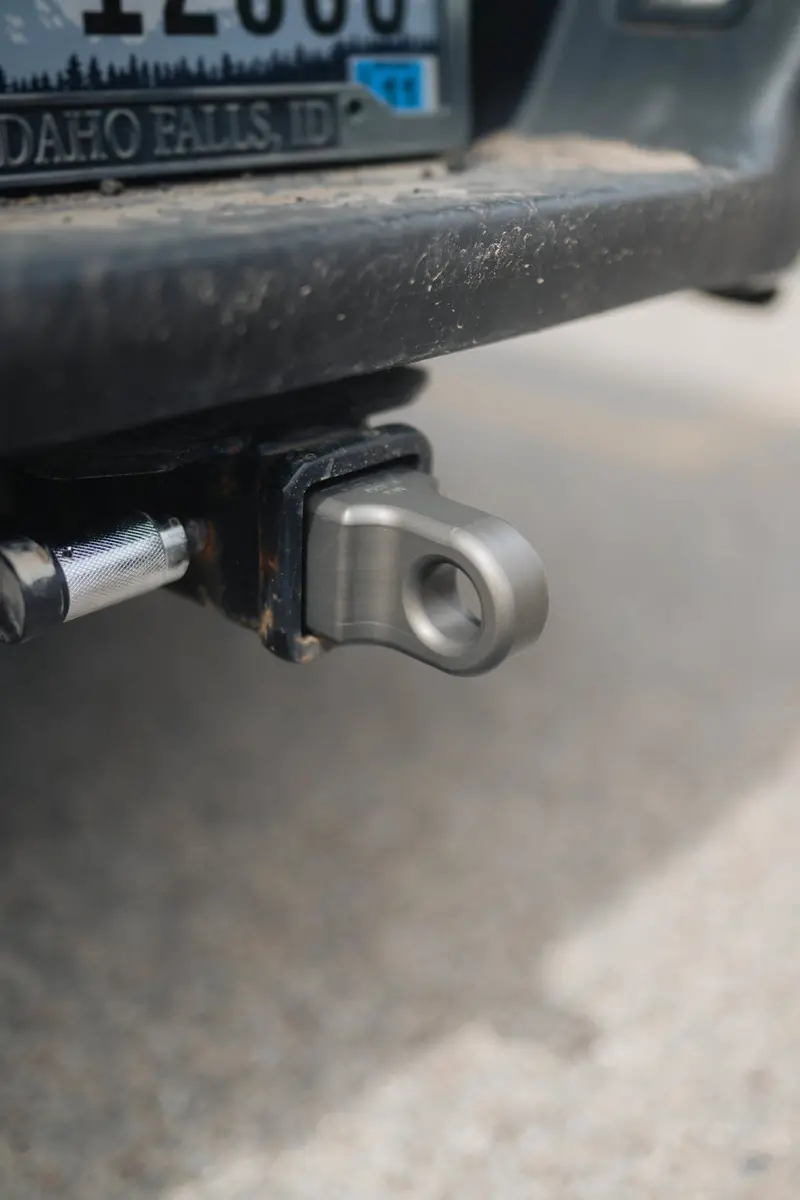 CBI 2-Inch Receiver Hitch Shackle Mount Adapter – Off-Road Recovery Ready