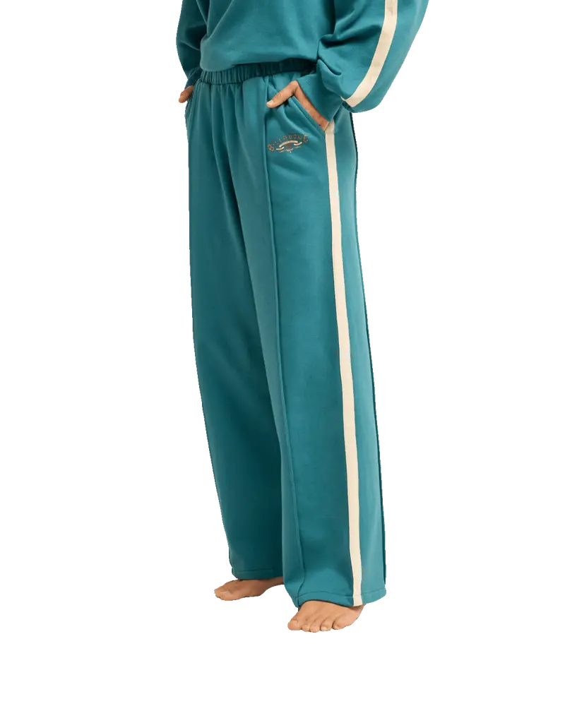 Colonial Blue Since ’73 Sun-Ready Joggers