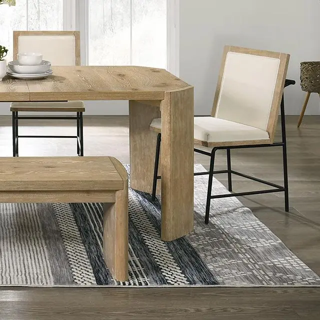 Edenbridge Extendable Dining Table