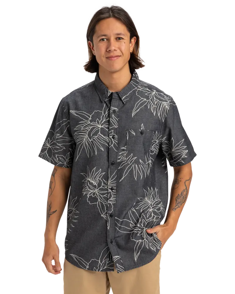 Gawanhill Button-Down Shirt in Black