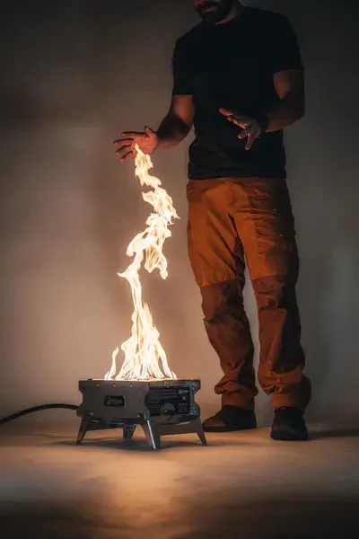 HOWL R1 Portable Campfire System