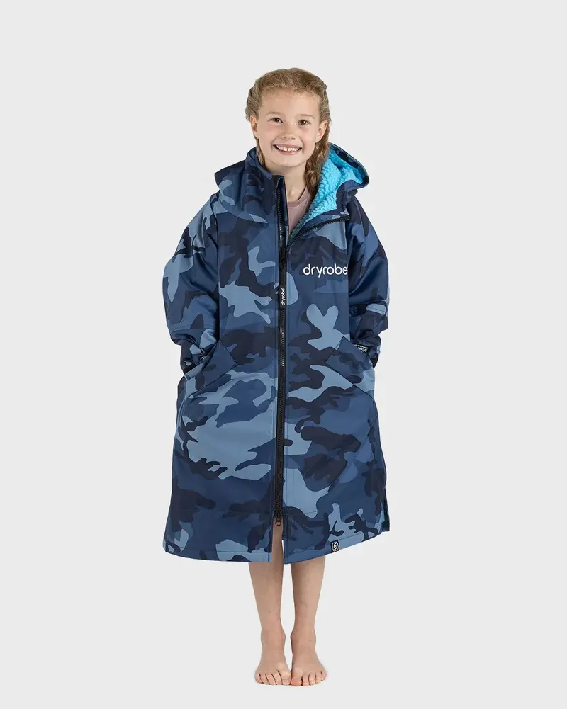Kids Advance Long Sleeve Dryrobe in Blue Camo with Blue Accents