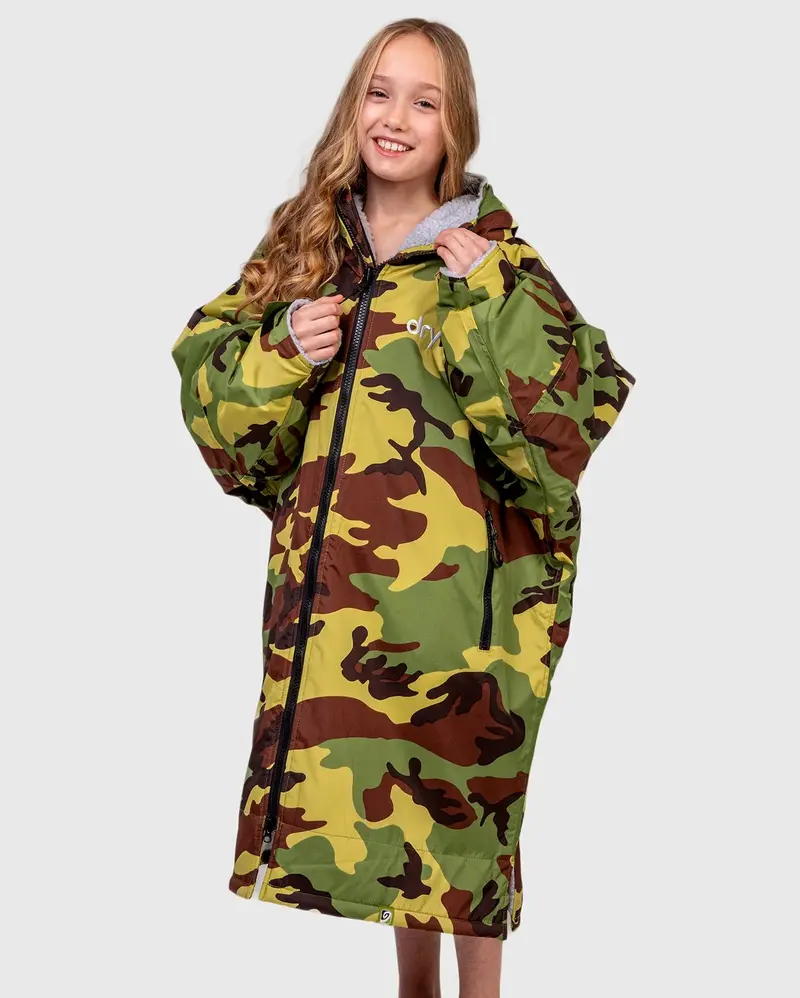 Kids Advance Long Sleeve Dryrobe in Camo and Grey Style