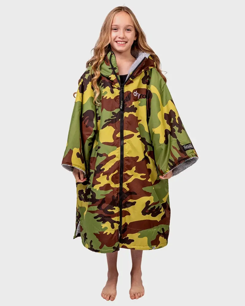 Kids Advance Short Sleeve Dryrobe in Camo and Grey