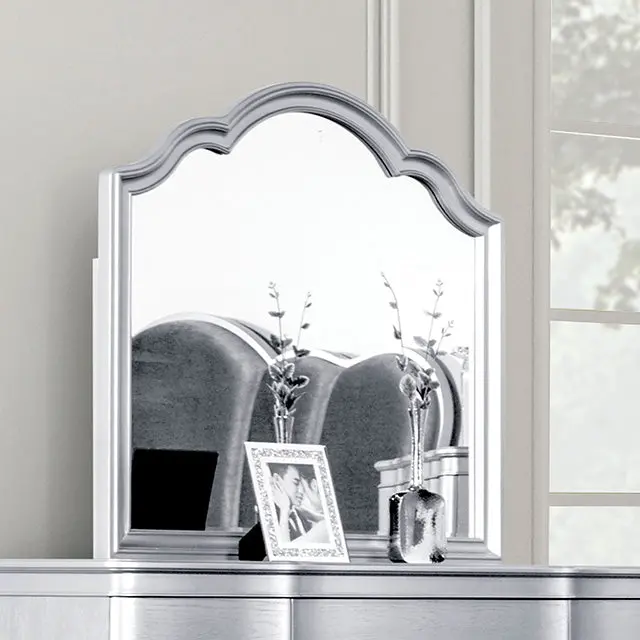 Melodi Parc Framed Mirror – Clean-Line Decorative Accent