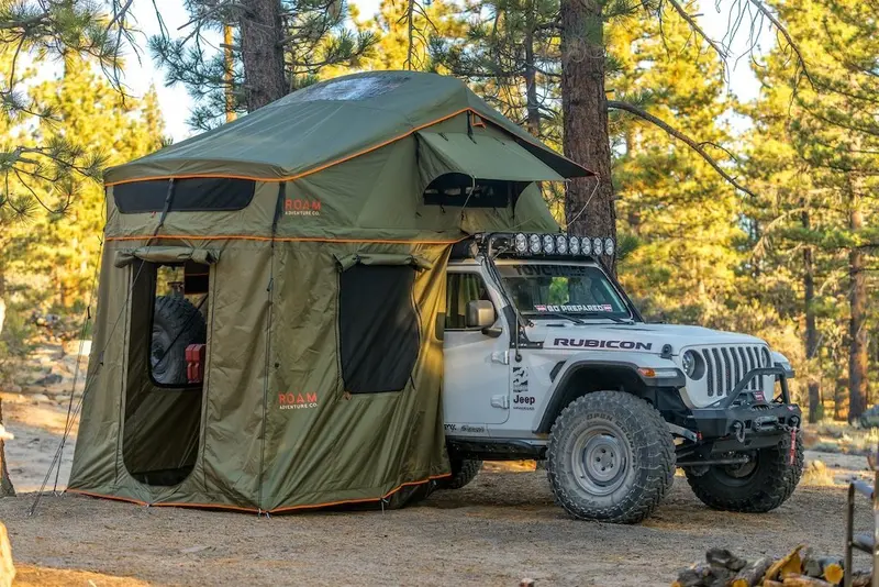 Roam Vagabond XL Hard-Shell Rooftop Tent