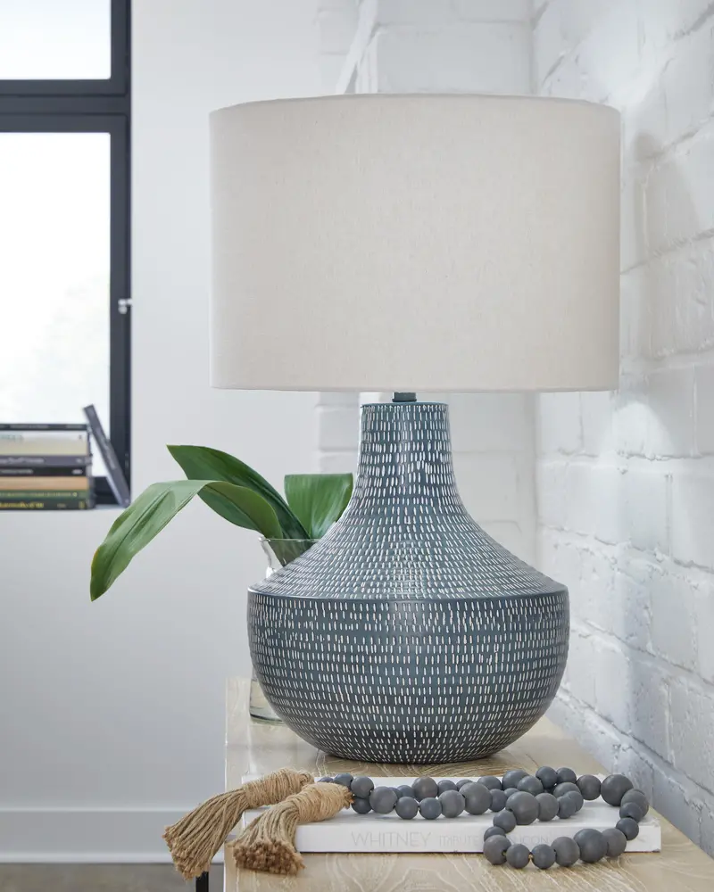 Schylarmont Modern Ceramic Table Lamp Set